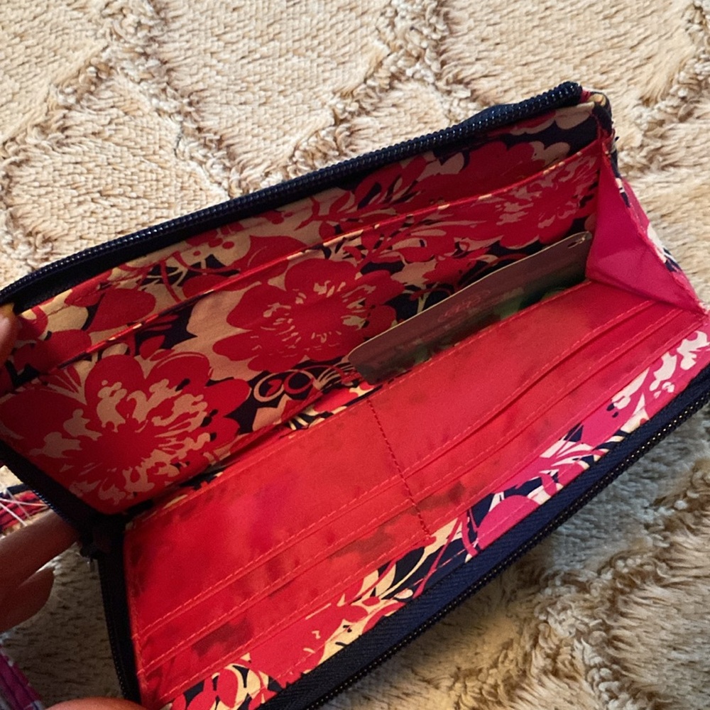 Wristlet - Picture 2 of 3